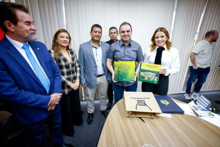 Governo do Amazonas assina CDRU em Urucu e viabiliza US$ 500 milhões em investimentos