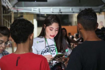 Governo do Amazonas lança campanha Boi-bumbá para Todos para reforçar proteção de crianças em Parintins durante o Festival
