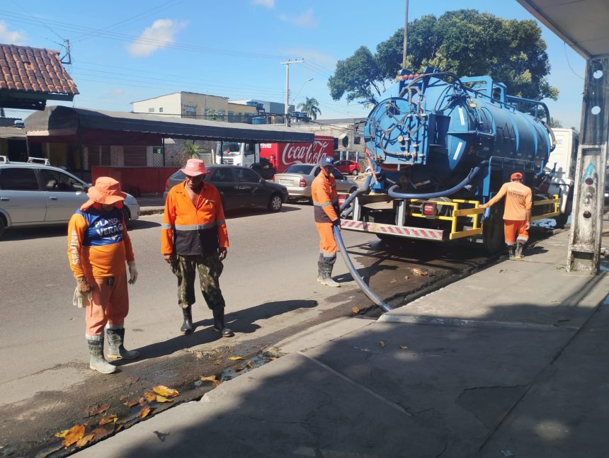 Prefeitura de Manaus intensifica limpeza de caixas coletoras na avenida Laguna para melhorar drenagem urbana