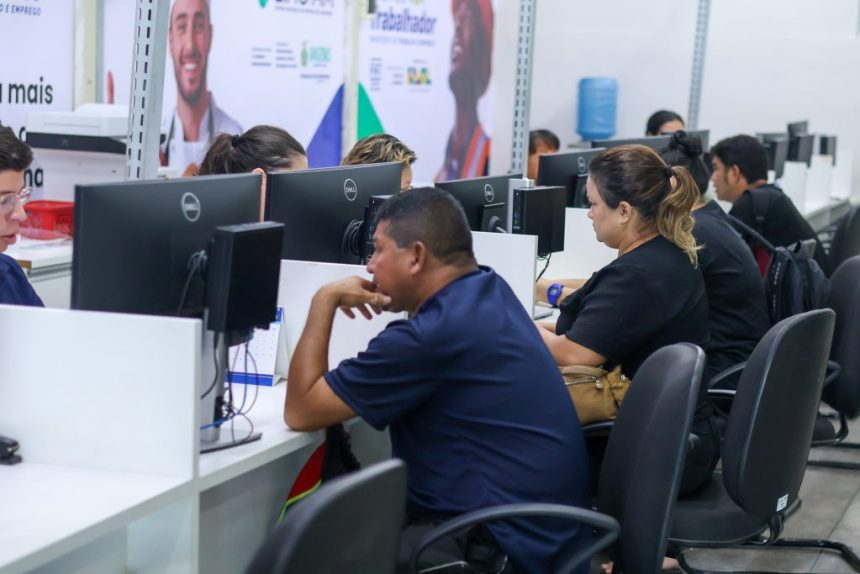 Sine Amazonas divulga 259 vagas de emprego e orienta atendimento presencial na Casa do Trabalhador