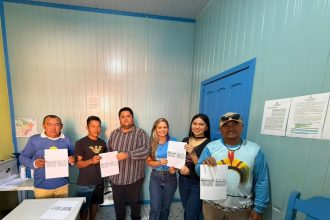 Idam entrega Cartões do Produtor Primário a mais de 40 agricultores indígenas na Terra Lago Maraã em Lábrea