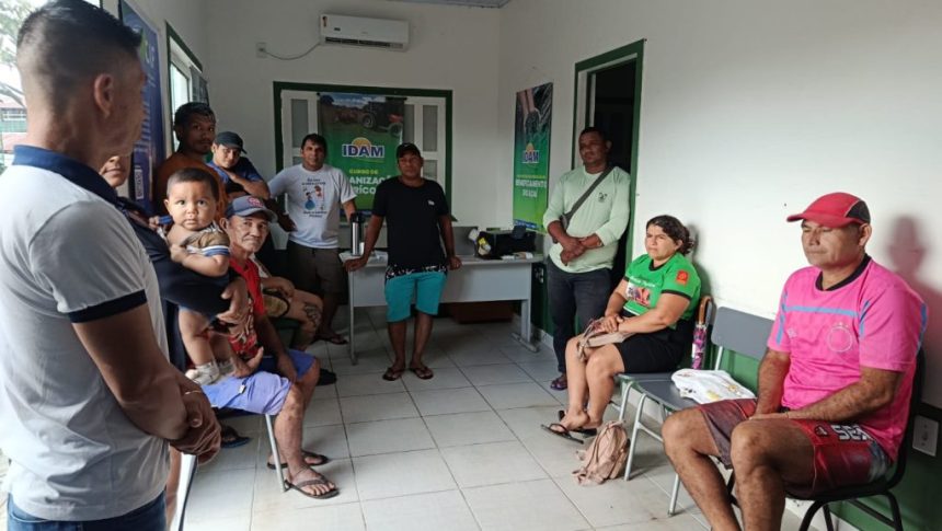 Idam viabiliza crédito rural de R$ 341.764,99 a 20 pescadores e agricultores de Anamã, distante 165 quilômetros de Manaus