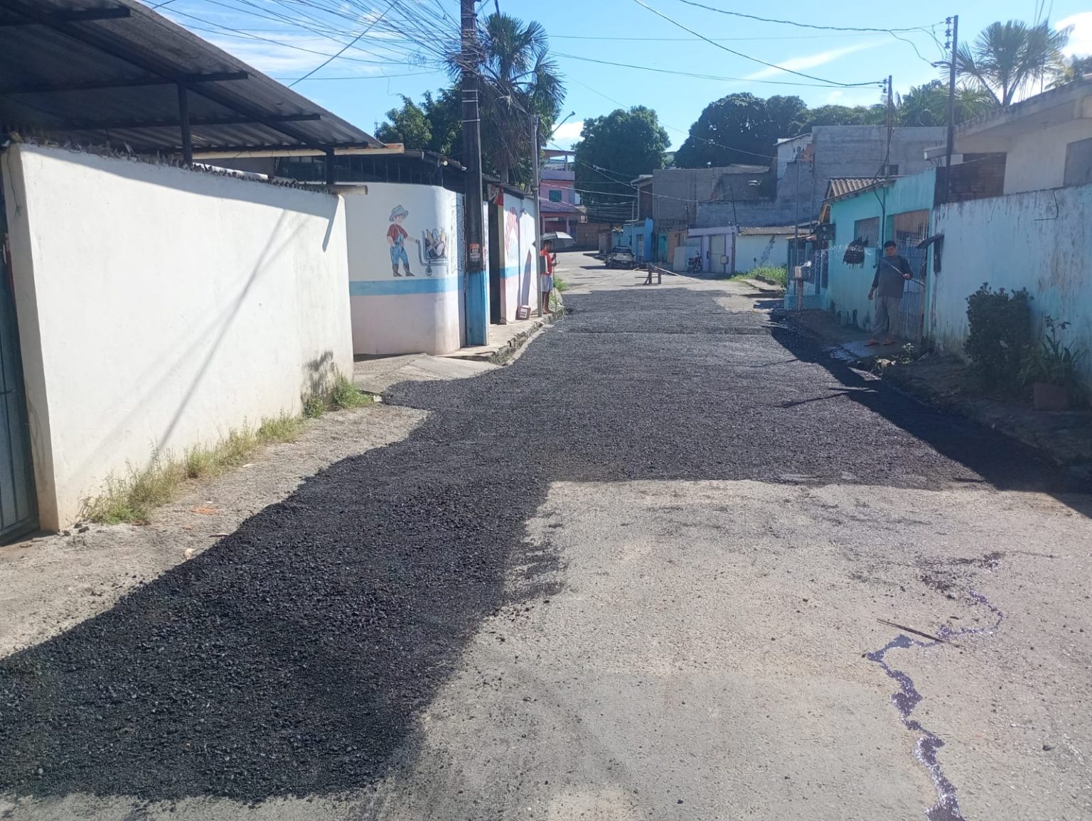 Prefeitura de Manaus conclui recuperação asfáltica da rua El Shaday e melhora trafegabilidade no Nova Cidade