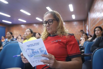 Governo do Amazonas promove curso de gestão condominial para pré-selecionados do Residencial Novo Aleixo
