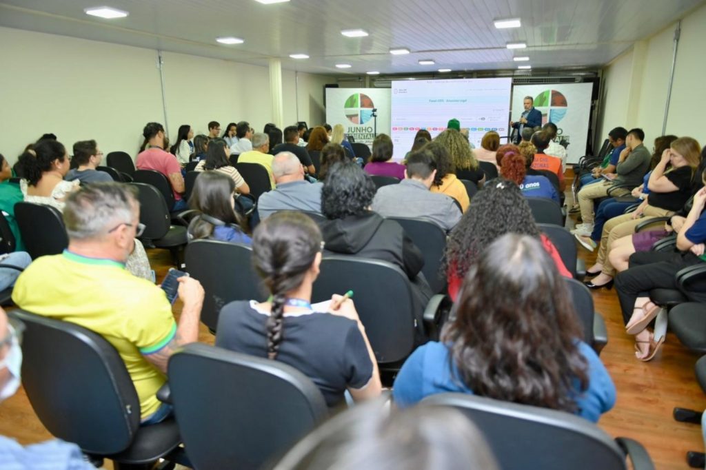 Gestão ambiental pública na Amazônia é discutida no Junho Ambiental com foco em desenvolvimento sustentável e governança territorial