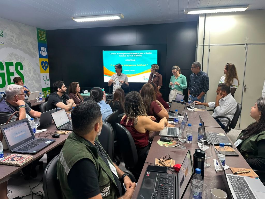 Gestores da saúde do Amazonas participam de treinamento sobre inteligência artificial para gestão pública estadual