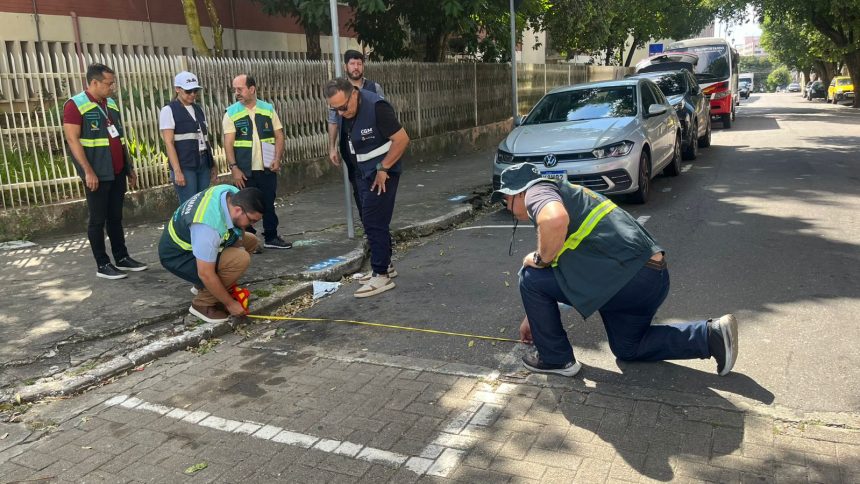 Prefeitura e Ageman realizam fiscalização do Zona Azul no centro de Manaus para avaliar sinalização e operação do serviço