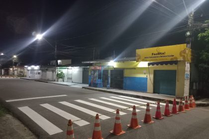 Prefeitura de Manaus intensifica revitalização da sinalização viária em bairros e avenidas da cidade