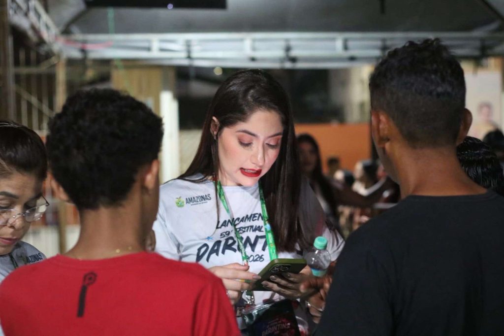 Governo do Amazonas instala campanha Boi-bumbá para Todos no 59º Festival de Parintins com ações de proteção a crianças e adolescentes