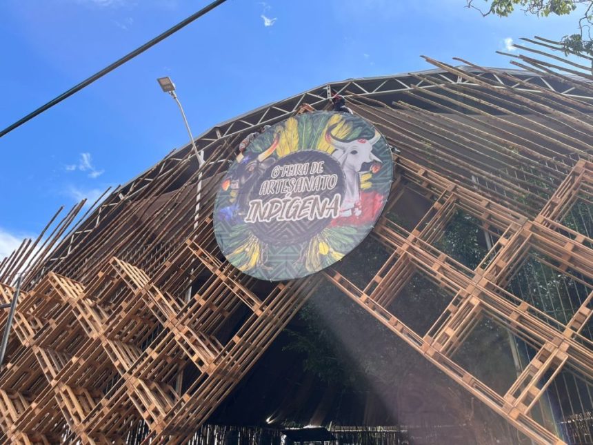 Feira de Artesanato Indígena da Fepiam reunirá mais de 120 expositores no Festival de Parintins