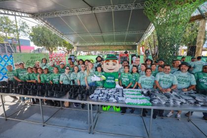 Projeto Recicla, Galera entrega 42 kits e EPIs para catadores de Parintins durante o festival