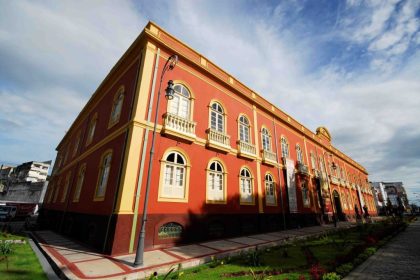 Ponto facultativo altera funcionamento de espaços culturais no Amazonas na segunda-feira
