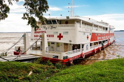 Barco Hospital São João XXIII fica ancorado em Parintins até 29 de junho e amplia atendimentos de saúde