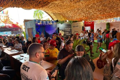 Estande da Sect na Estação de Turismo reúne centenas de visitantes durante Festival de Parintins 2026