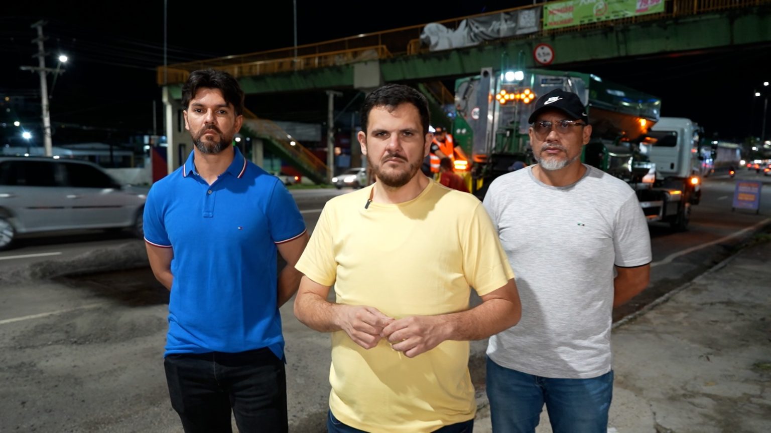 Prefeito Renato Junior vistoria recuperação com TBR e intensifica tapa-buracos na Torquato Tapajós durante a madrugada