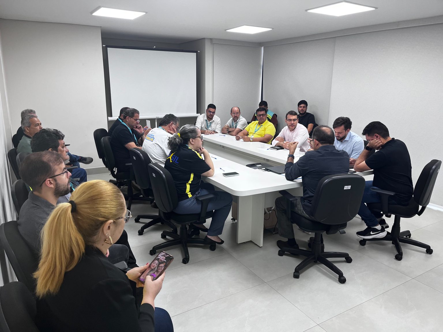 Ageman inicia fiscalização das obras da Águas de Manaus diariamente para verificar recomposição nas vias