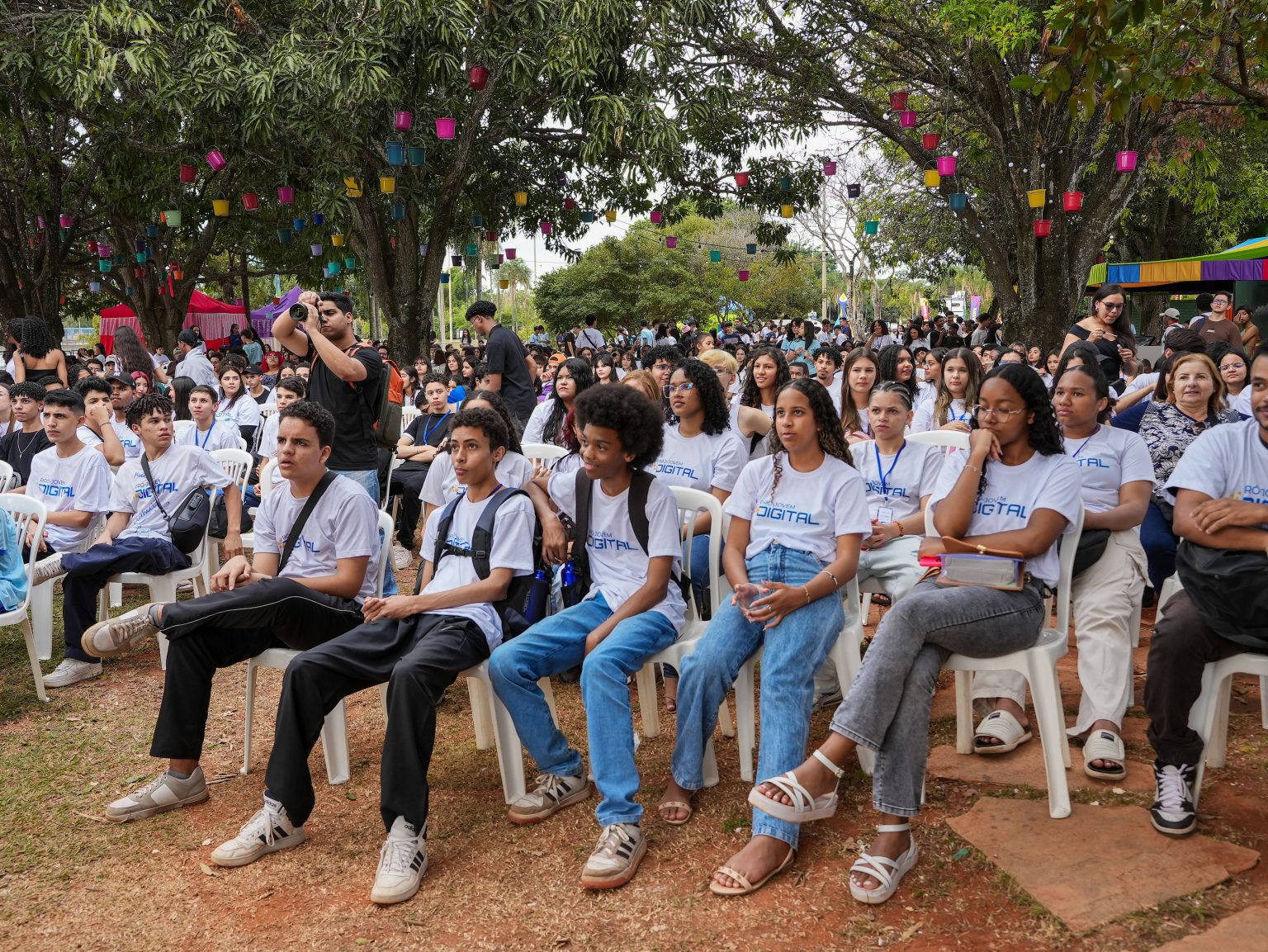 Pró-Jovem Digital forma 280 jovens em Ceilândia e Taguatinga e anuncia nova etapa com 1.568 vagas