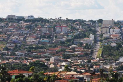 Terracap lança chamamento público para regularização fundiária de 160 imóveis comerciais em Vicente Pires