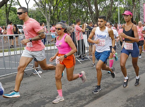 Interdições no Eixo Monumental afetam tráfego neste fim de semana por eventos de corrida