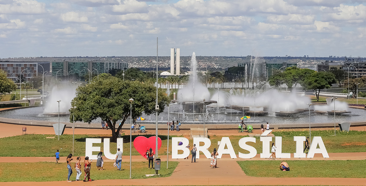 Funcionamento dos serviços públicos no Distrito Federal neste sábado (13) com horários e exceções anunciados
