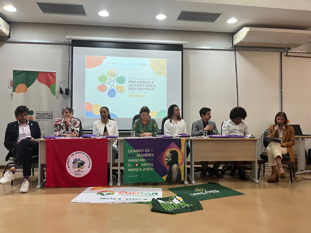 Plenária no Cerrado discute participação feminina e justiça climática após COP30