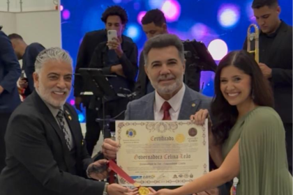 Celina Leão recebe Cruz do Mérito Empreendedor Juscelino Kubitschek por atuação em defesa das mulheres e liderança pública