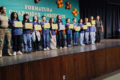 76 estudantes se formam como Guardiões Ambientais em formatura do Prealg na Escola Classe 305 Sul no Plano Piloto