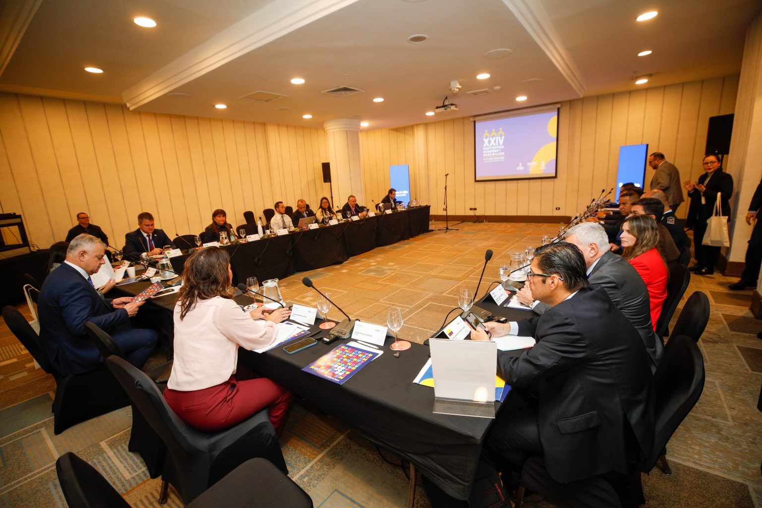 SSP-DF apresenta práticas de segurança pública do Distrito Federal na XXIV reunião da UCCI em Santiago