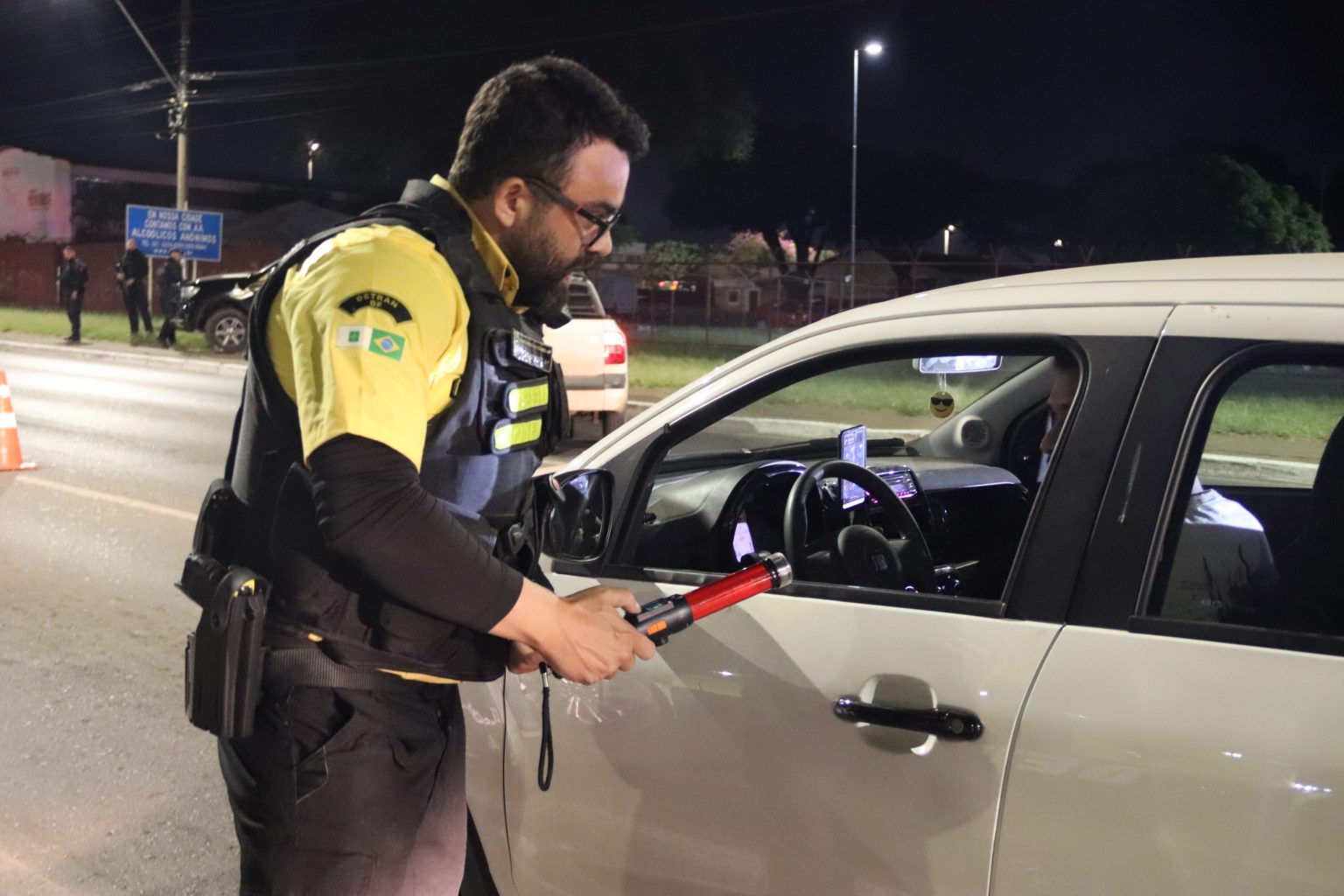 Detran-DF realiza operação para coibir direção sob efeito de álcool e autua 1.070 condutores em junho