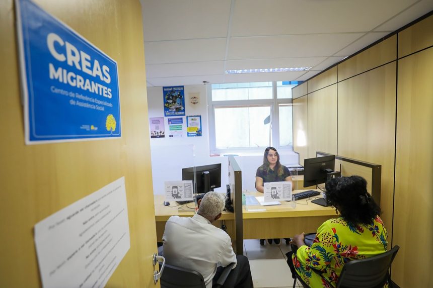 Dignidade Sem Fronteiras 2026 mobiliza Creas Migrantes e oferece serviços e orientações a imigrantes no DF