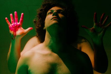 Cine Brasília anuncia sessões especiais no Dia do Orgulho e exibe Labirinto dos Garotos Perdidos