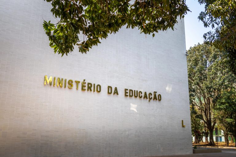 Congresso analisa crédito especial de R$ 45,4 mil para o Ministério da Educação no Orçamento de 2026