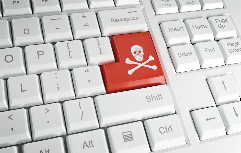 Comissão Externa da Câmara debate estratégias integradas para combater a pirataria, contrabando e evasão fiscal