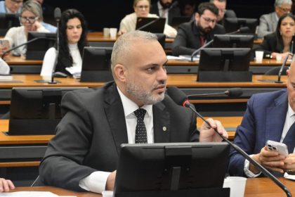 Projeto de Lei 125/26 limita saques em espécie a R$ 100 mil a cada 30 dias e impõe controles