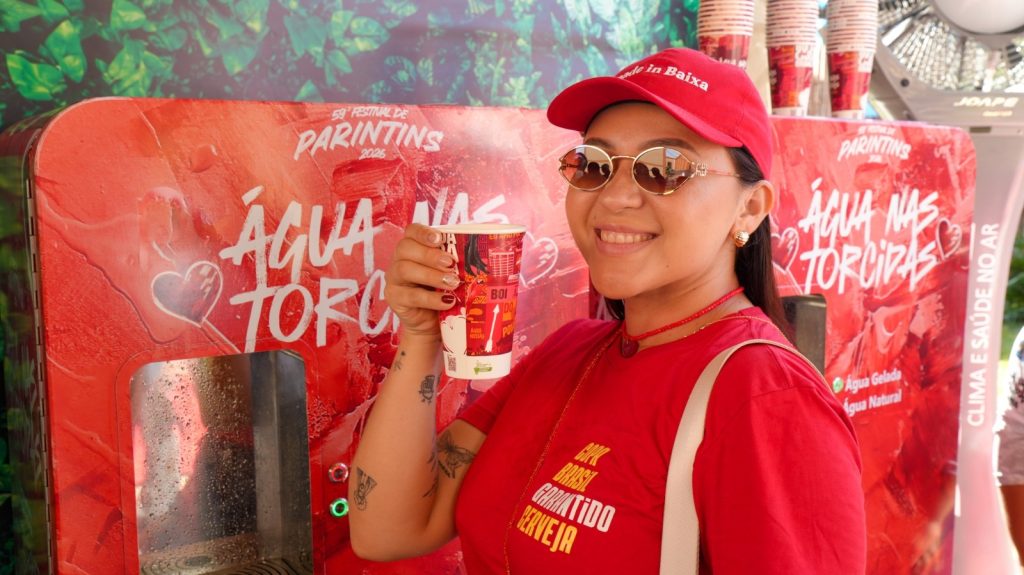 Cosama inaugura espaço de hidratação no Turistódromo para Festival de Parintins com purificadoras e copos biodegradáveis