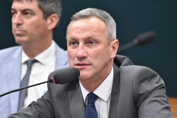 Comissão da Câmara aprova uso de atas de registro de preços por empresas de segurança privada para compra de armas e munições