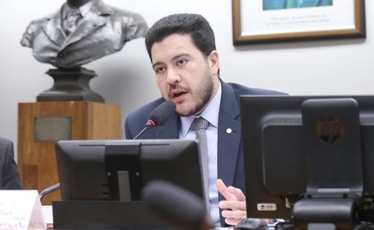 Câmara realiza audiência pública para debater projeto que regulamenta stablecoins e impactos no mercado financeiro