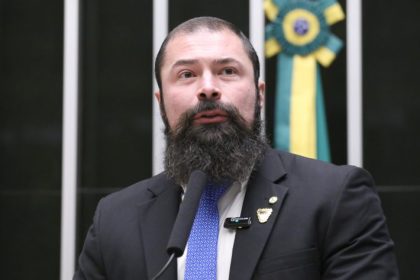 Câmara aprova projeto que garante a policiais militares e bombeiros cumprir pena em unidades prisionais militares