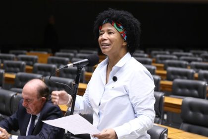Câmara aprova isenção de tributos para adaptação de automóveis a pessoas com deficiência e amplia alcance