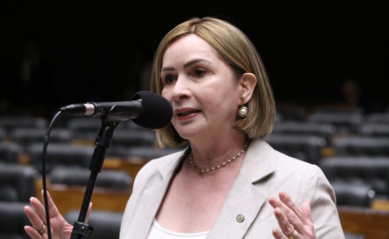 Câmara aprova regras de segurança escolar com planos de prevenção e resposta a emergências em escolas