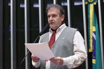 Câmara aprova criação do título Cidade Amiga do Idoso para municípios com políticas de envelhecimento ativo e inclusão social