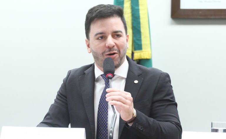 Câmara aprova em comissão projeto que prevê ressarcimento do poluidor aos cofres públicos por despesas emergenciais