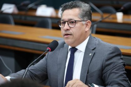 Câmara aprova em comissão projeto que cria política nacional de proteção aos pescadores artesanais e comunidades pesqueiras