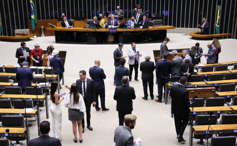 Câmara aprova Convenção 187 da OIT sobre segurança e saúde no trabalho e envia proposta ao Senado