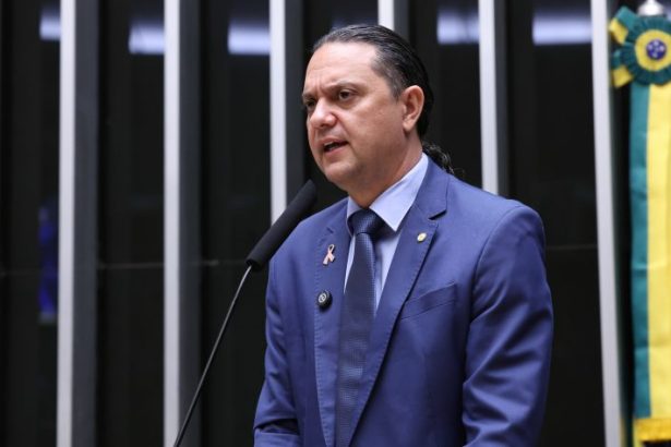 Comissão da Câmara aprova Protege+ para combater fraudes e golpes digitais contra pessoas idosas