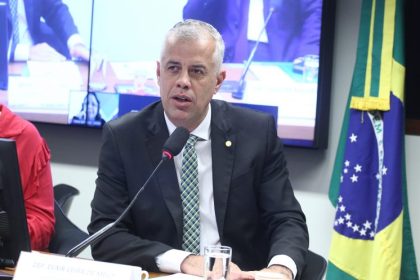 Câmara aprova projeto que cria crime de invasão de terras indígenas, quilombolas e ribeirinhas e prevê pena de reclusão