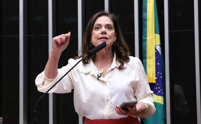 Relatório da Câmara aprova atualização da legislação para o setor de estética no Brasil