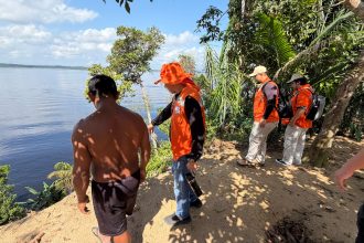 Defesa Civil realiza vistoria técnica nas aldeias Diakuru e Tuyuka na RDS do Tupé por risco de deslizamento