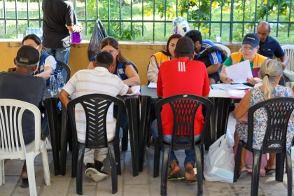Prefeitura de Manaus realiza mutirão do Centro Mais Seguro na praça da Matriz e avenidas centrais