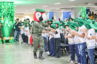 Programa Vitória Régia forma 480 estudantes da rede municipal em Manaus em cerimônia no Sesi
